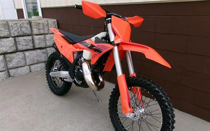 2025 KTM 125 XC