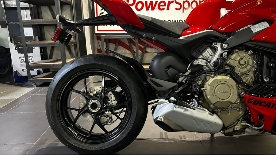 2024 Ducati Streetfighter V4