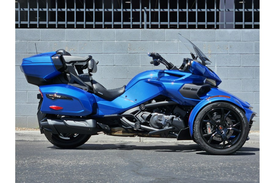 2019 Can-Am Spyder® F3 Limited SE6 - Dark Edition