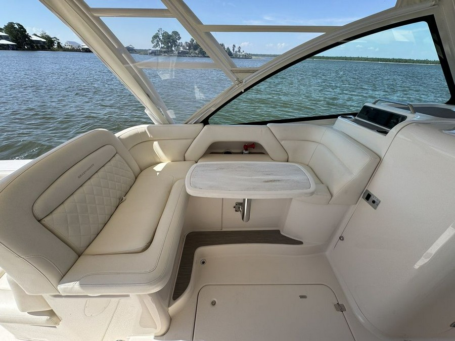 2021 Grady-White Freedom 375