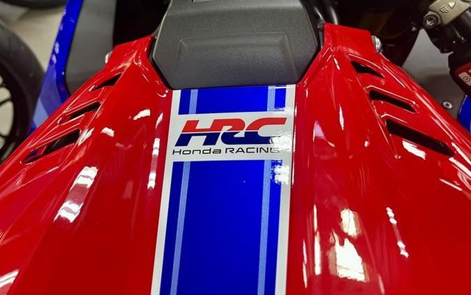 2025 Honda CBR1000RR-R Fireblade SP