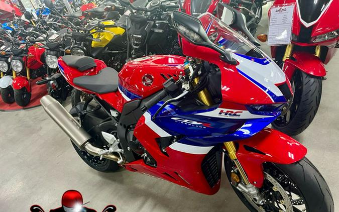 2025 Honda CBR1000RR-R Fireblade SP