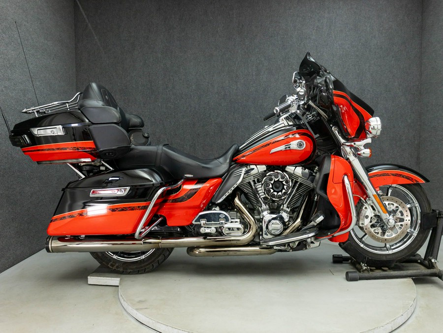 2016 HARLEY DAVIDSON FLHTKSE CVO ULTRA LIMITED W/ABS