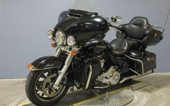 2018 Harley-Davidson® FLHTKL - Ultra Limited Low