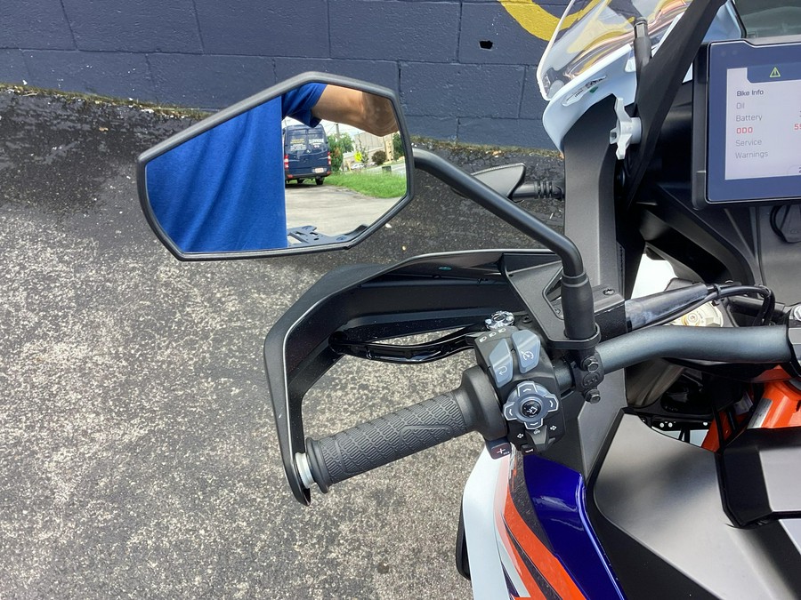 2022 KTM 1290 SUPER ADVENTURE R