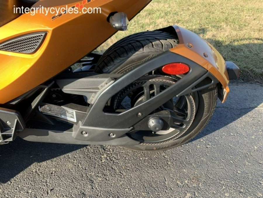 2014 Can-Am® Spyder® ST-S SE5