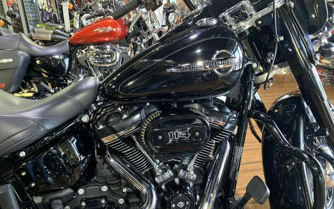 2020 Harley-Davidson® FLHCS - Heritage Classic 114