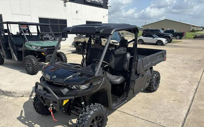 2026 Can-Am® Defender PRO XT HD10