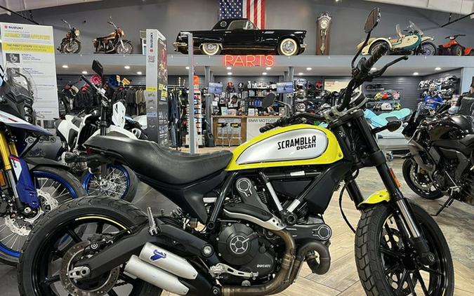 2016 Ducati Scrambler Flat Track Pro