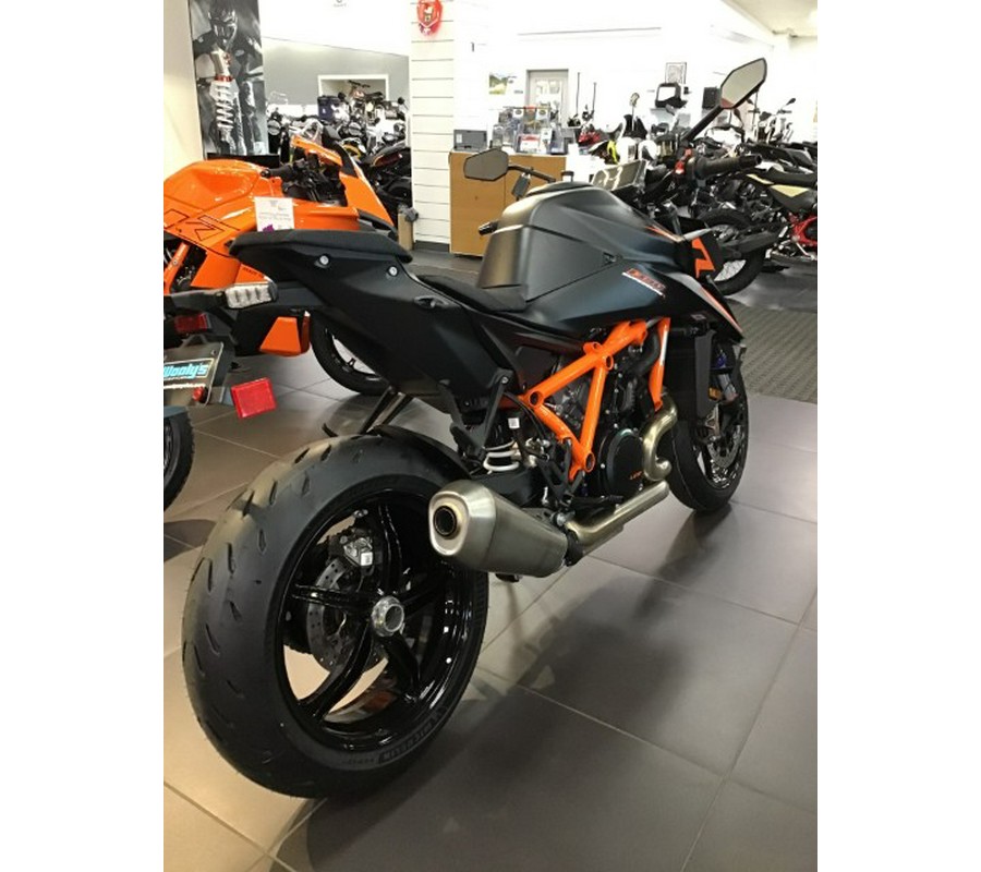 2026 KTM 1390 Super Duke R EVO