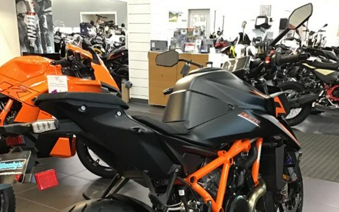 2026 KTM 1390 Super Duke R EVO