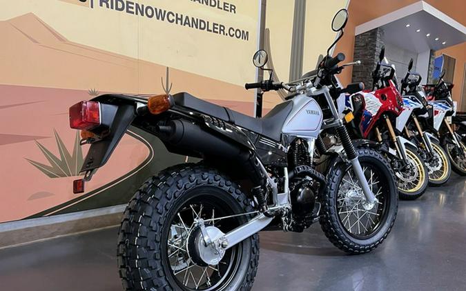 2027 Yamaha TW 200