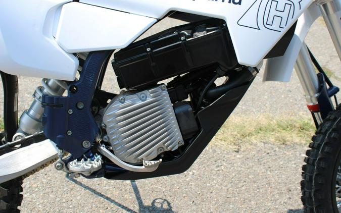 2027 HUSQVARNA EE 5