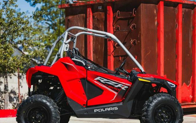 2026 Polaris RZR 200 EFI