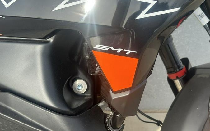 2024 KTM SMT 890