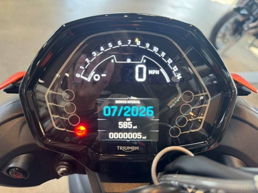2025 Triumph Street Triple 765 R