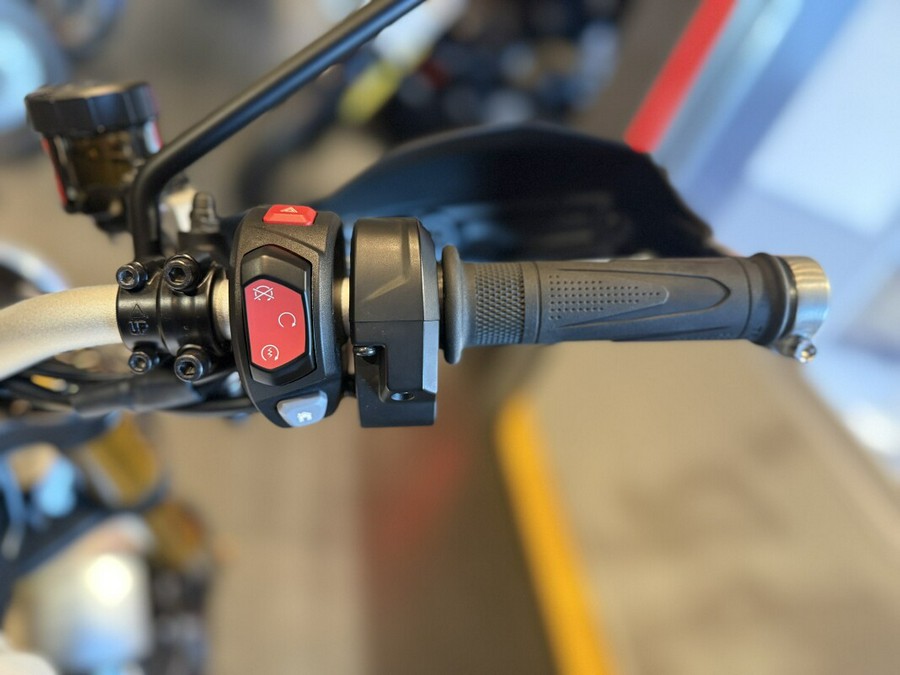 2026 Triumph Scrambler 1200 XE