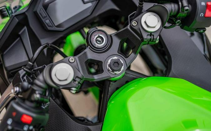 2024 Kawasaki Ninja® 500 KRT Edition SE ABS