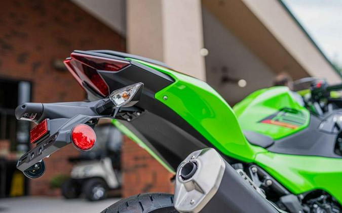 2024 Kawasaki Ninja® 500 KRT Edition SE ABS