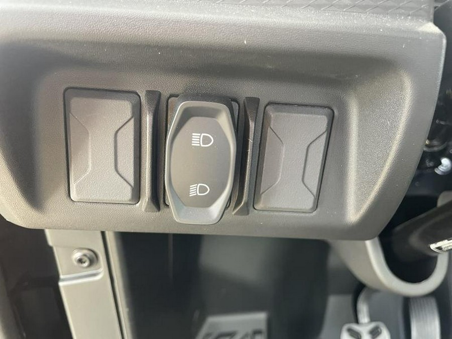 2025 CFMOTO ZFORCE 800 Trail