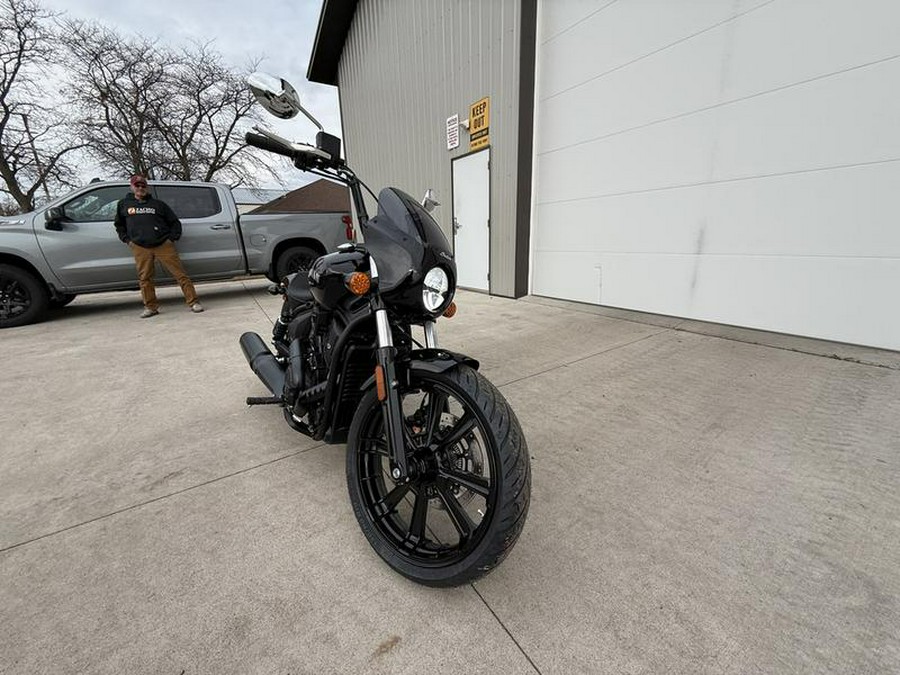 2025 Indian Motorcycle® Sport Scout® Sixty Limited Black Metallic