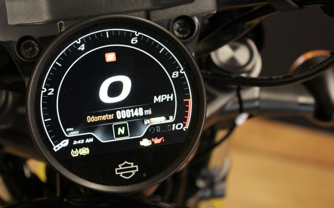 RH975S 2024 Nightster™ Special