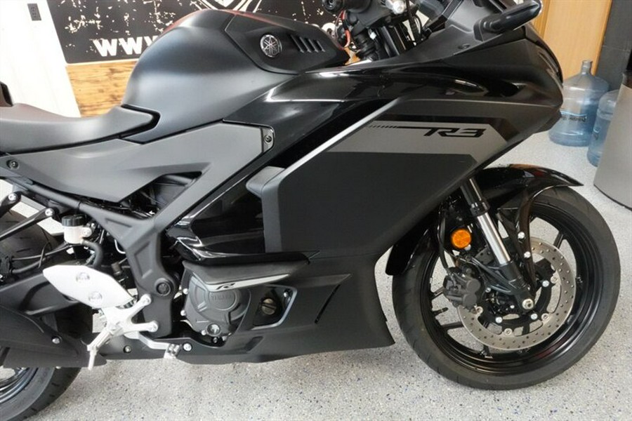 2025 Yamaha YZF R3
