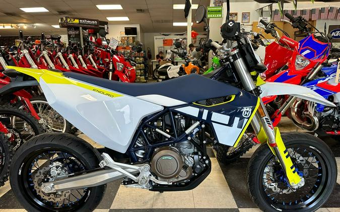 2023 Husqvarna Motorcycles 701 Supermoto