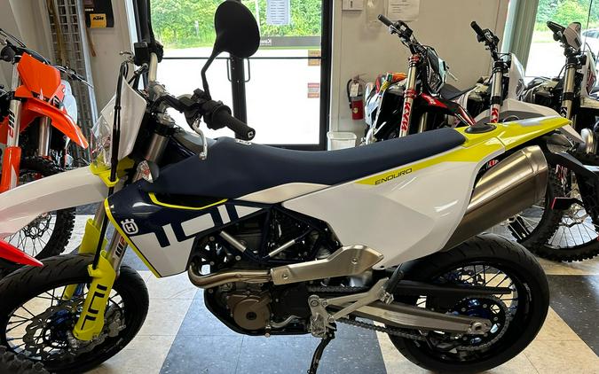 2023 Husqvarna Motorcycles 701 Supermoto