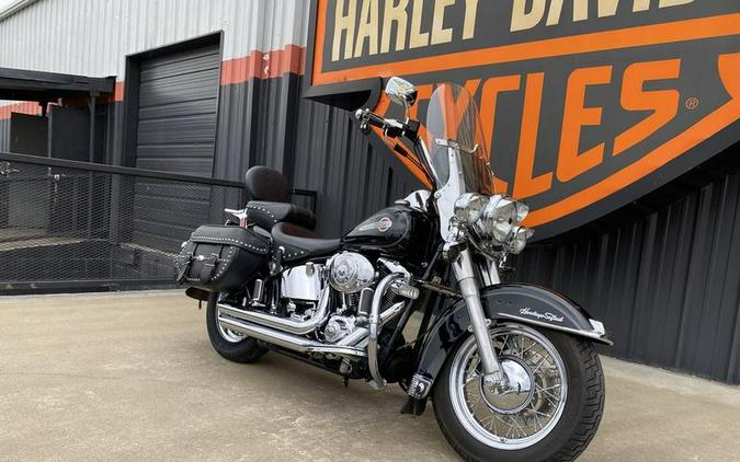 2004 Harley-Davidson® FLSTC - Heritage Softail® Classic