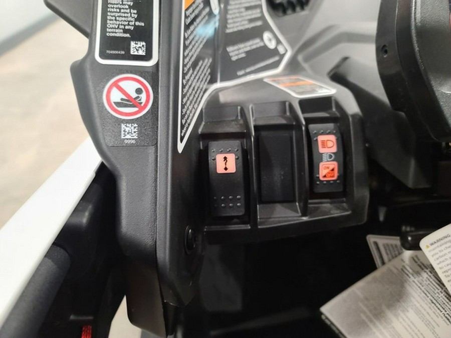 2025 Can-Am Maverick X3 X rc TURBO RR 64