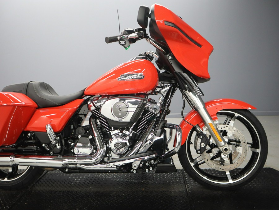 2026 Harley-Davidson Street Glide FLHX