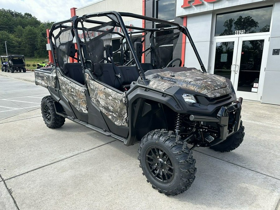 2024 Honda Pioneer 1000-6 Deluxe Crew Camo