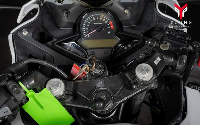 2015 Honda CBR 300R