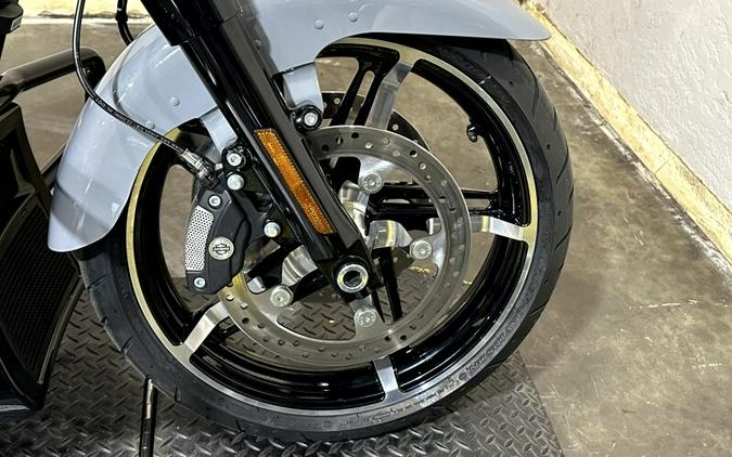 Harley-Davidson® Street Glide® 2026 FLHX 84684641 DRK BILIARD GRY