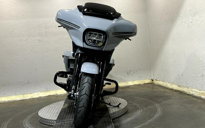 Harley-Davidson® Street Glide® 2026 FLHX 84684641 DRK BILIARD GRY