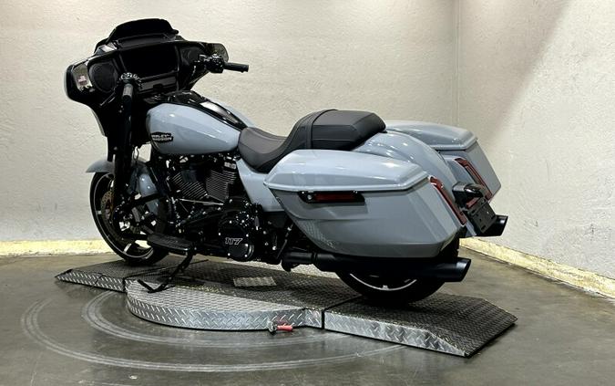Harley-Davidson® Street Glide® 2026 FLHX 84684641 DRK BILIARD GRY