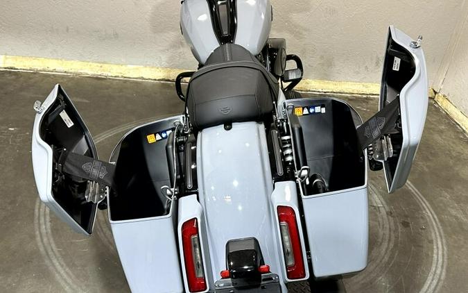 Harley-Davidson® Street Glide® 2026 FLHX 84684641 DRK BILIARD GRY