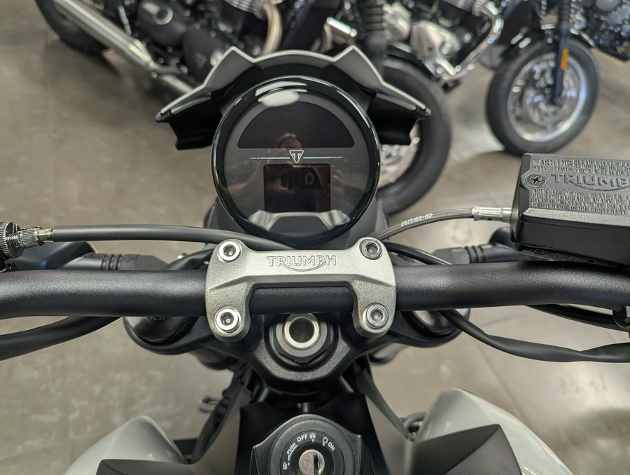 2026 Triumph Trident 800
