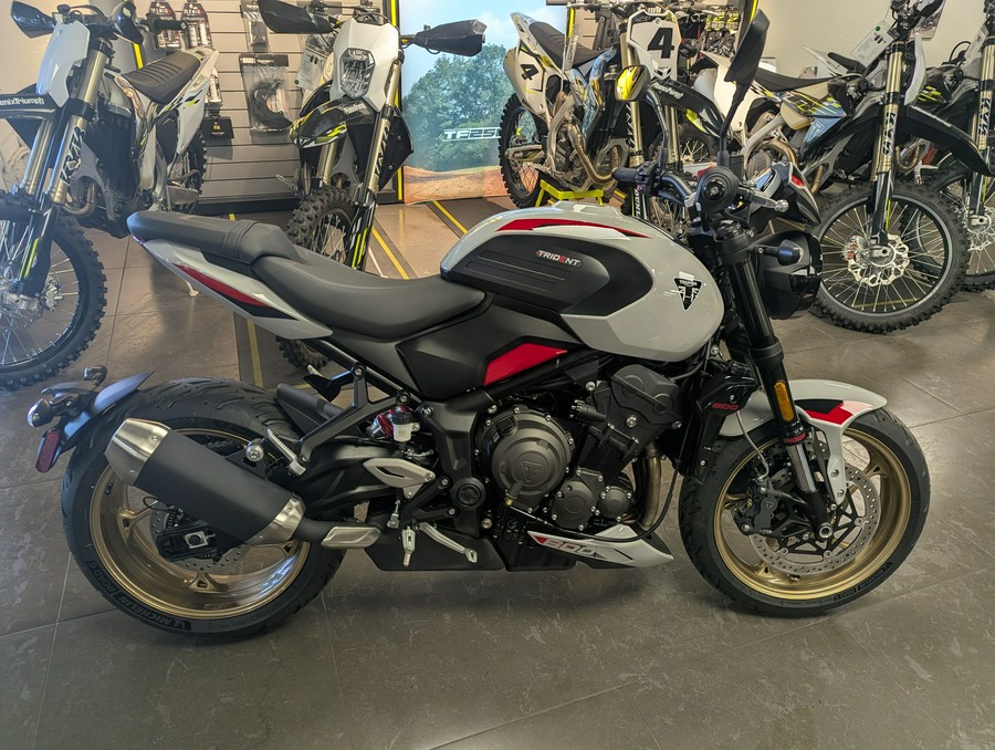 2026 Triumph Trident 800
