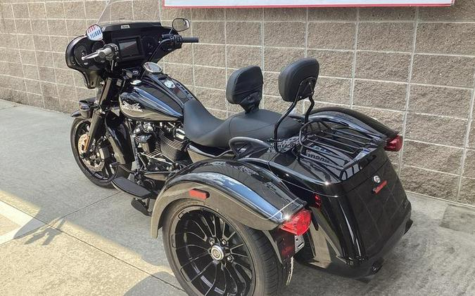 2023 Harley-Davidson® FLRT - Freewheeler®