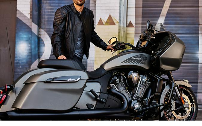 2023 Indian Motorcycle Challenger® Dark Horse®