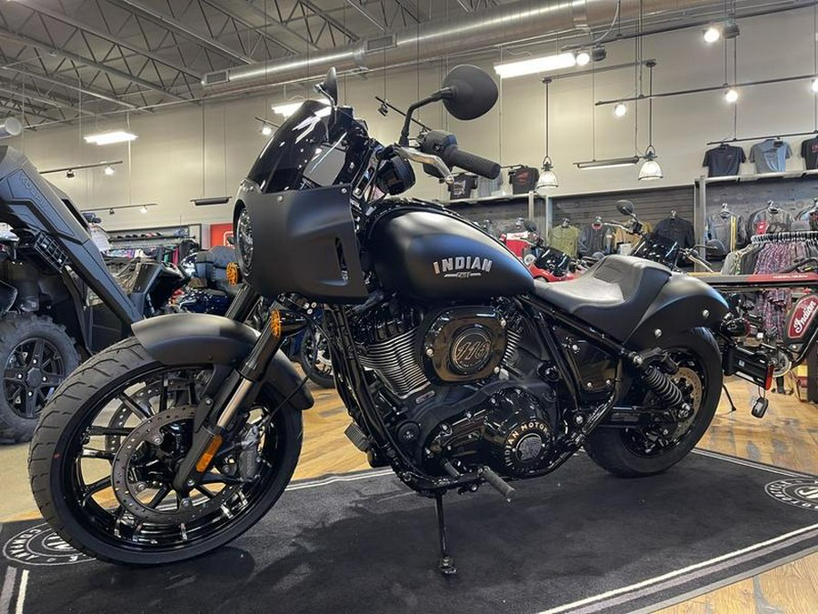 2024 Indian Motorcycle® Sport Chief Black Smoke