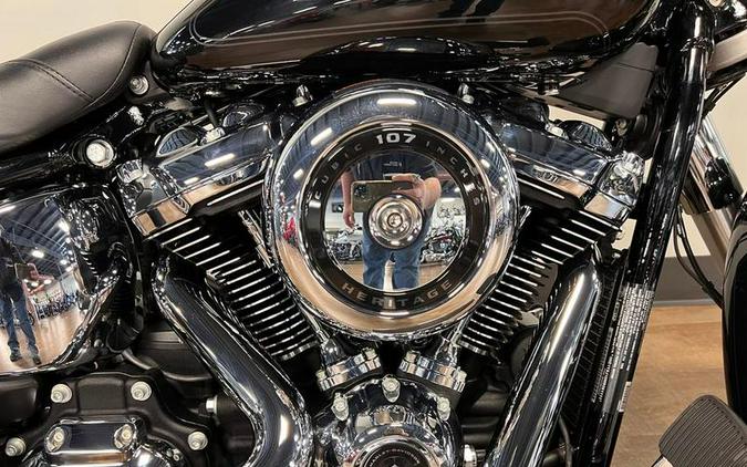 2021 Harley-Davidson® FLHC - Heritage Classic