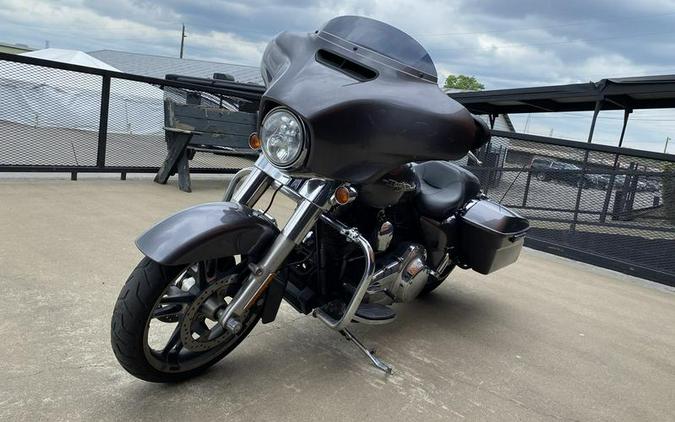 2014 Harley-Davidson® FLHX - Street Glide®