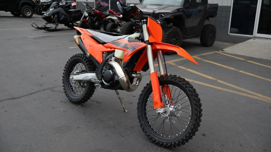 2025 KTM 300 XC