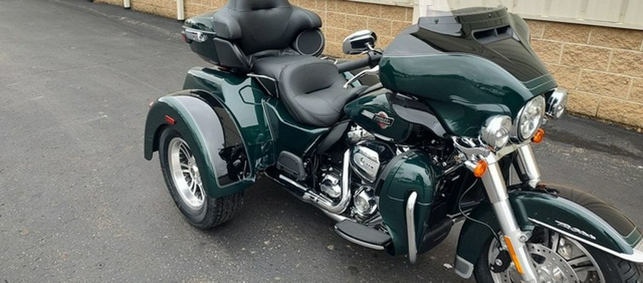 2024 Harley-Davidson Trike FLHTCUTG - Tri Glide Ultra