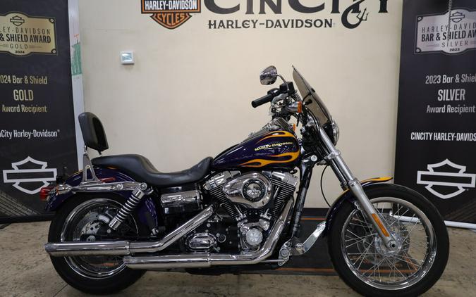 FXDC 2011 Super Glide® Custom