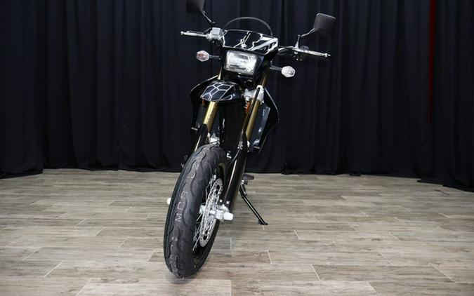 2024 Suzuki DR-Z400SM