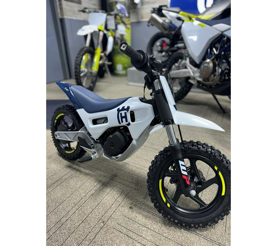 2024 Husqvarna EE 2